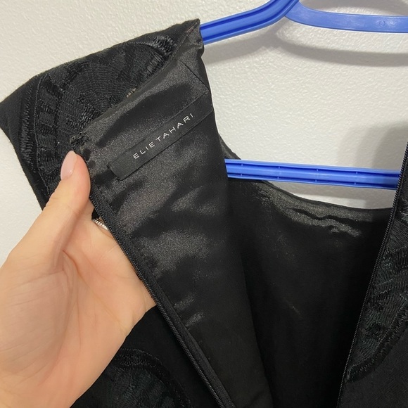 Elie Tahari Black Wool Cocktail Dress with embroidered flowers - Picture 7 of 11